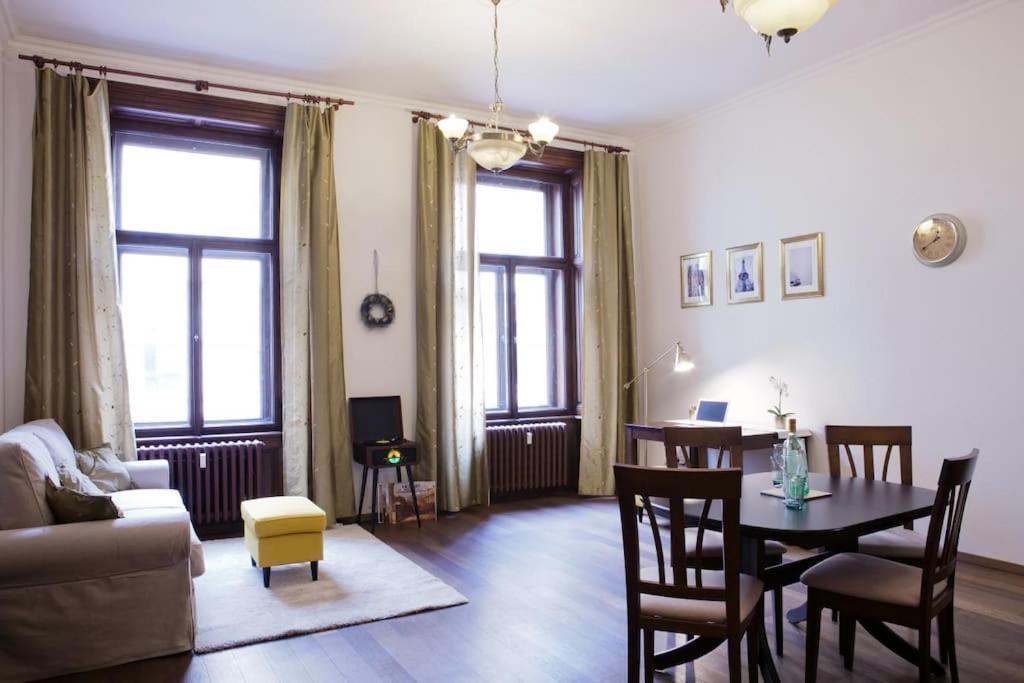 Rhythm And Style In Prague City Center Andel Appartement Buitenkant foto